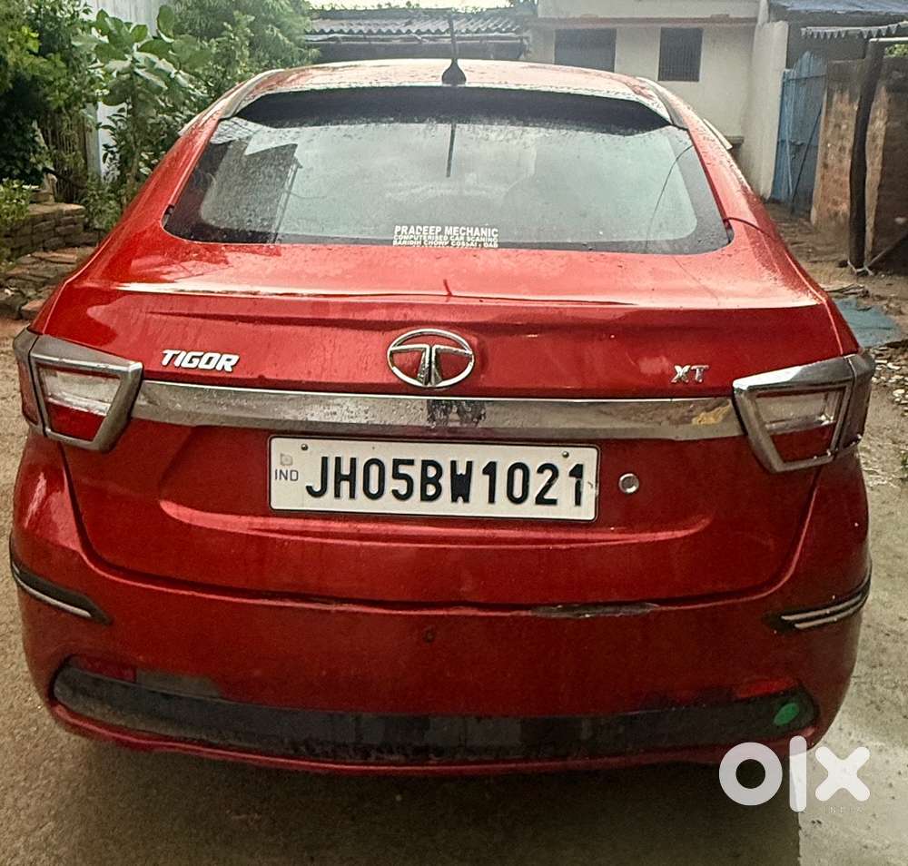 Tata Tigor Petrol 2017