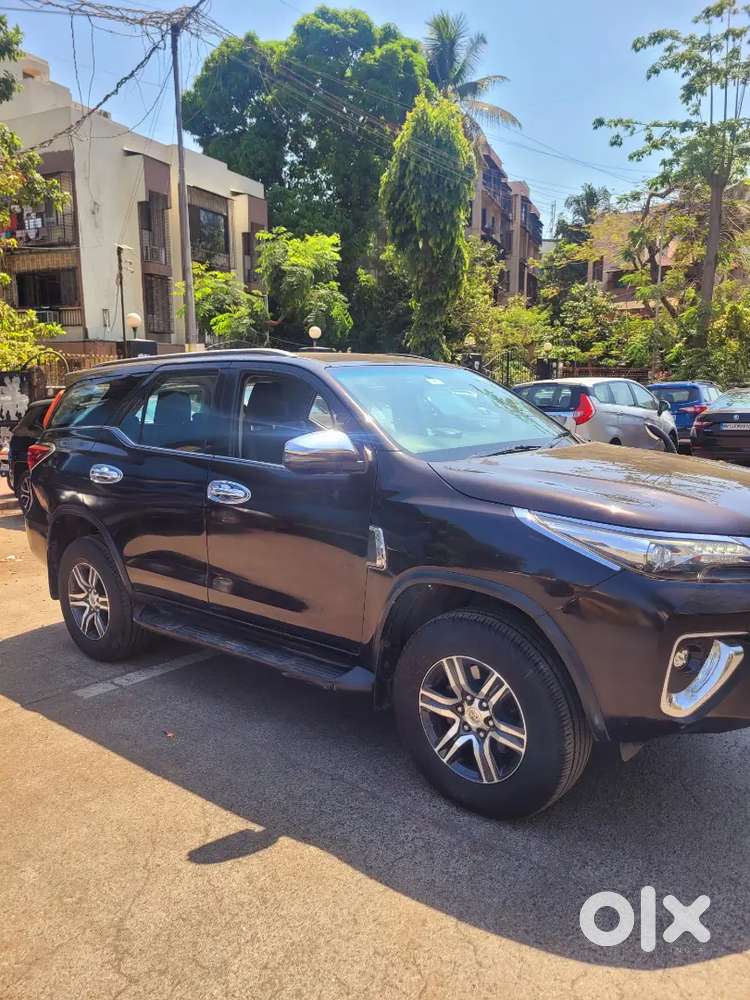 Toyota Fortuner 2017 Diesel 69000 Km Driven Automatic