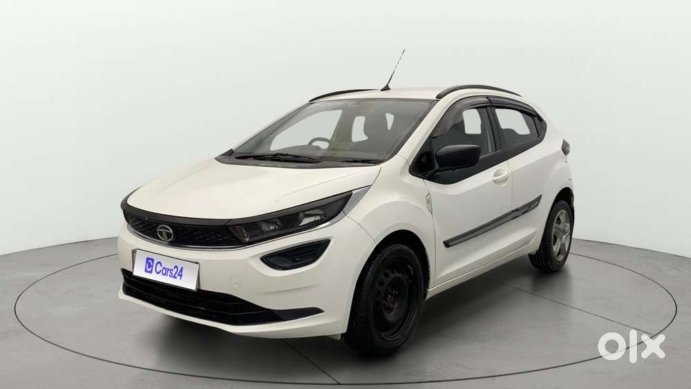 Tata Altroz 1.2 Xe, 2020, Petrol