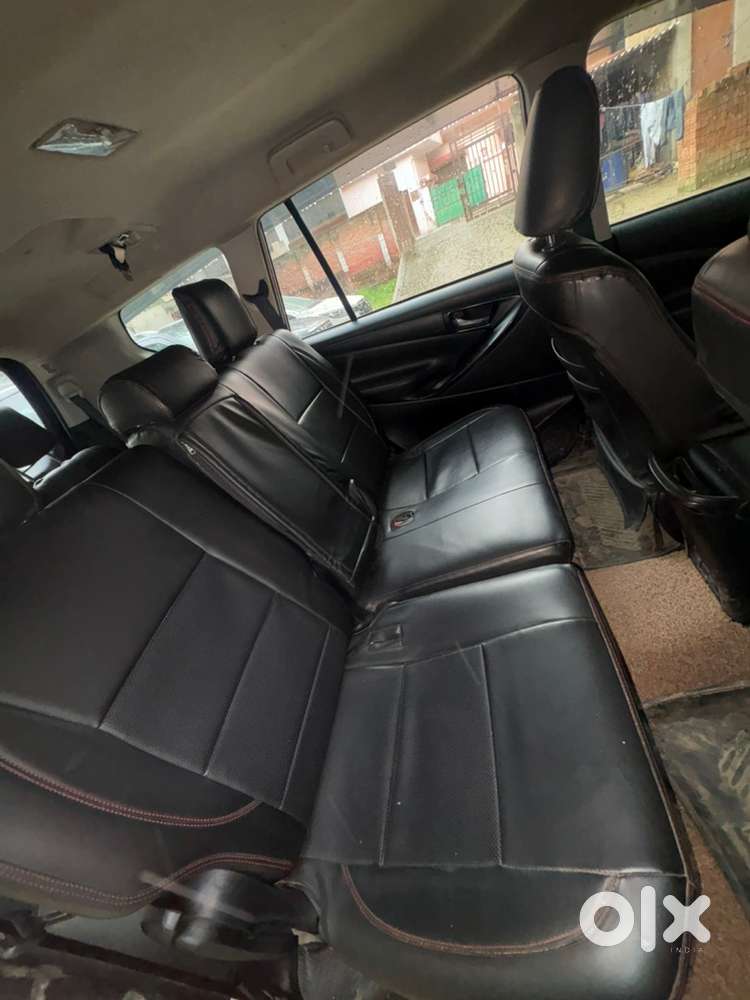 Toyota Innova Crysta 2023