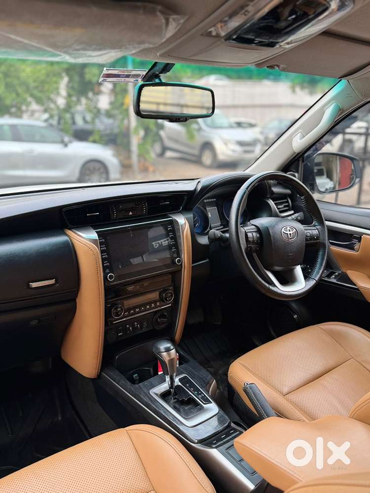 Toyota Fortuner 2023 4x4 Automatic