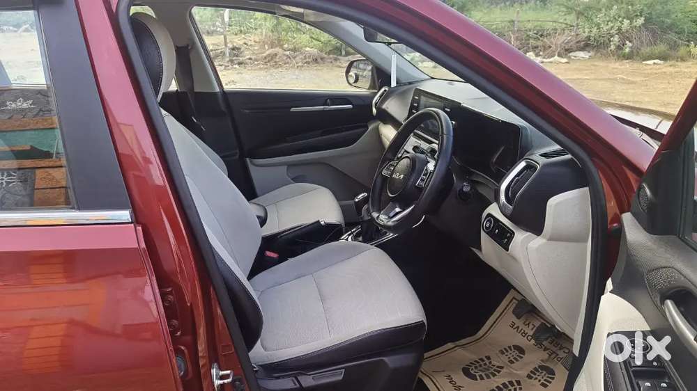 Kia Sonet Htx 1.5 L Diesel Mt  2022  22500 Km  ₹1080000/-(negbl)