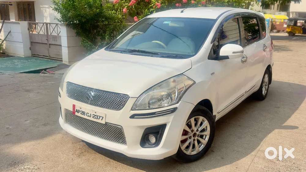 Maruti Suzuki Ertiga Zdi Topend 2012 Diesel Excellent Condition