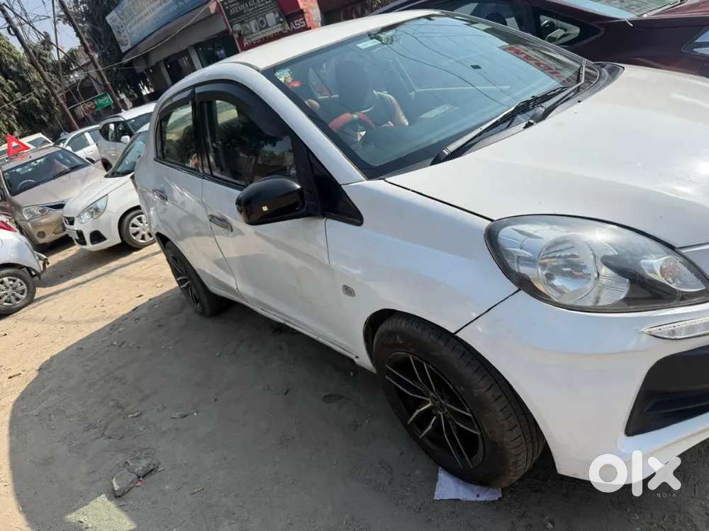 Honda Amaze 2nd Gen 2016 Diesel 640000 Km Driven