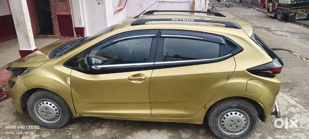 Tata Altroz 1.2 Petrol 2020