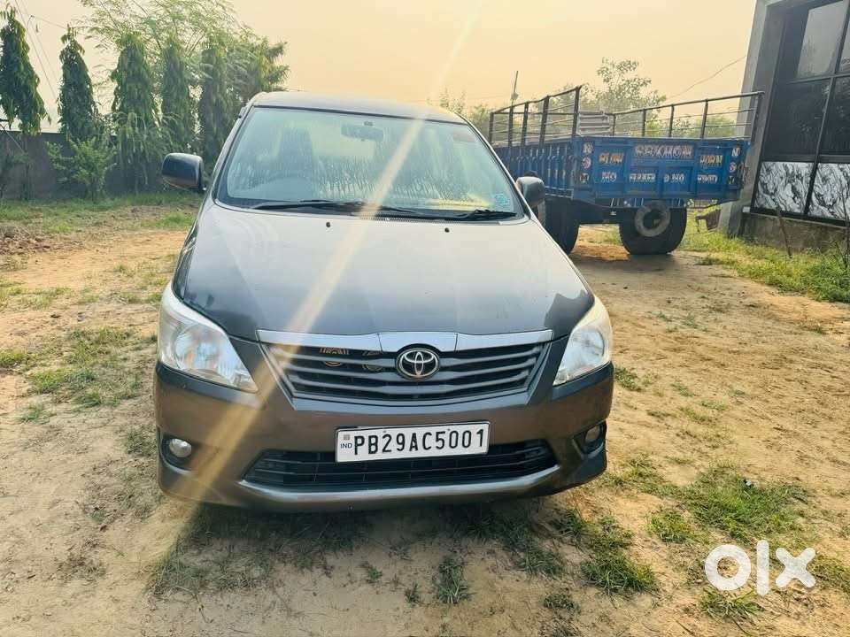 2013 Toyota Innova For Sale