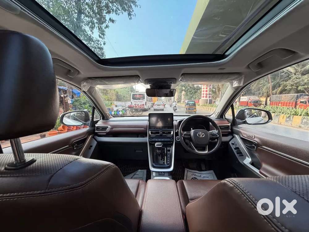 Toyota Innova Hycross 2.0 Zx (o) Hybrid 7 Str, 2024, Petrol