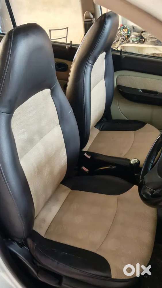 Hyundai Santro Xing 2011 Lpg 60000 Km Driven