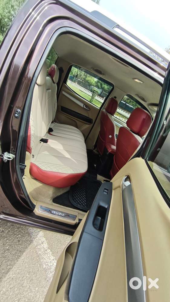 Isuzu V-cross Z 4x4 Mt, 2017, Diesel