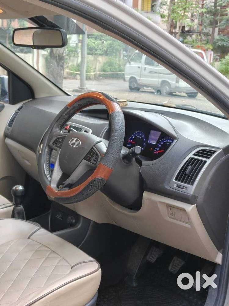Hyundai I20 Asta Option, 2014