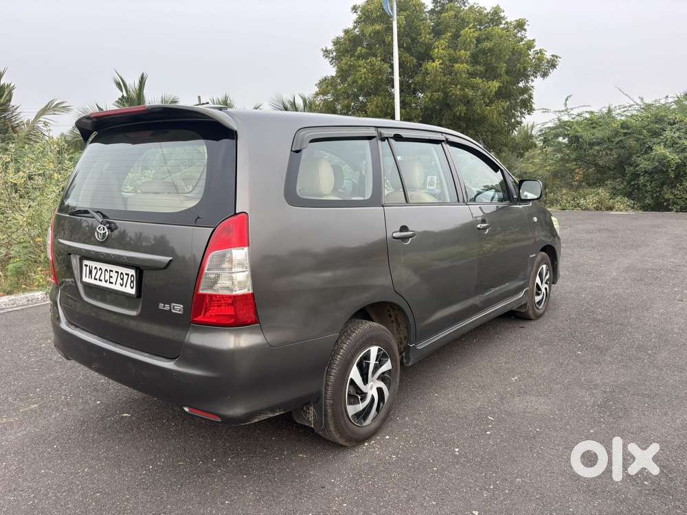 Toyota Innova 2.5 G (diesel) 8 Seater, 2012, Diesel