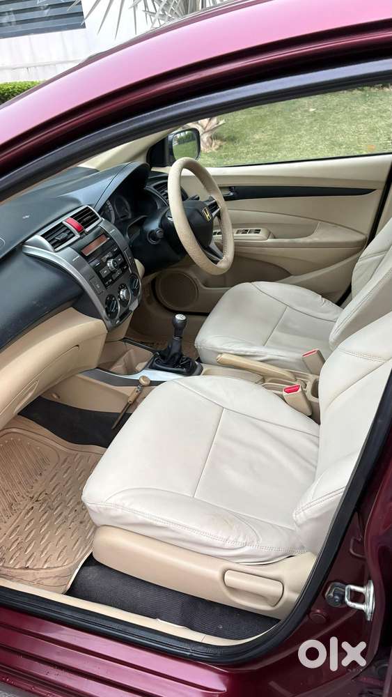 Honda City V Mt Exclusive, 2012, Petrol