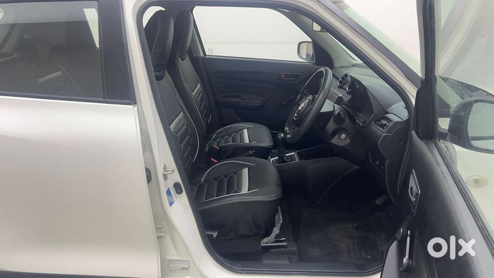 Maruti Suzuki Swift 1.3 Lxi, 2022, Petrol