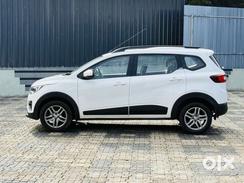 Renault Triber Rxz Easy-r Amt, 2021, Petrol