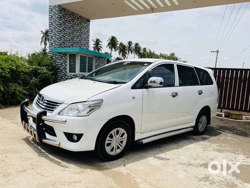 Toyota Innova 2.5 Gx 7 Str Bs-iii, 2012, Diesel