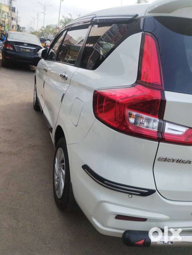 Maruti Suzuki Ertiga Vxi At Petrol, 2020, Petrol
