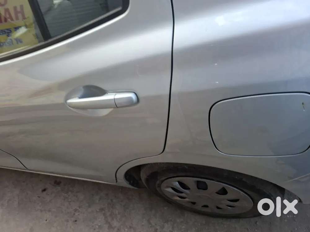 Maruti Suzuki Dezire Vxi /new Car Very Clean 1 Owner Office Ca