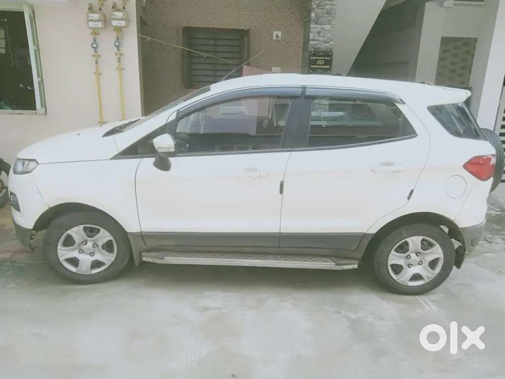 Ford Ecosport 2012 Petrol 123000 Km Driven