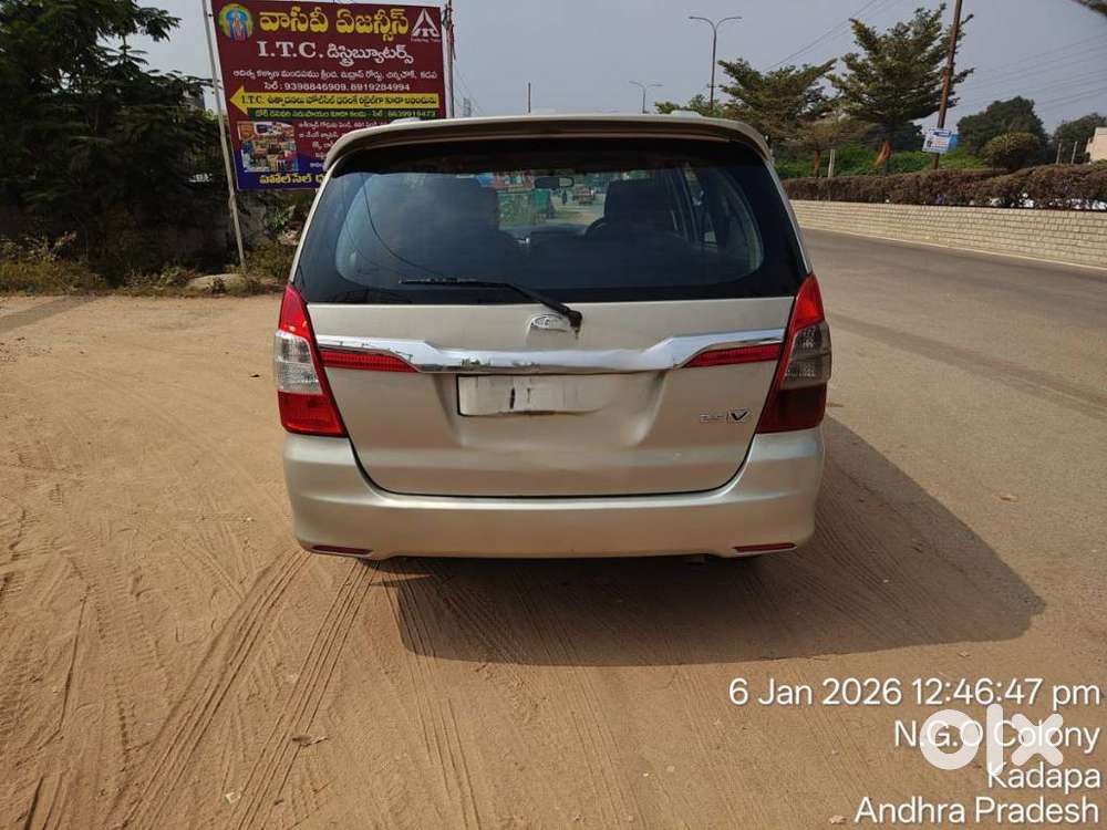 Toyota Innova 2.5 V 7 Str, 2015, Diesel