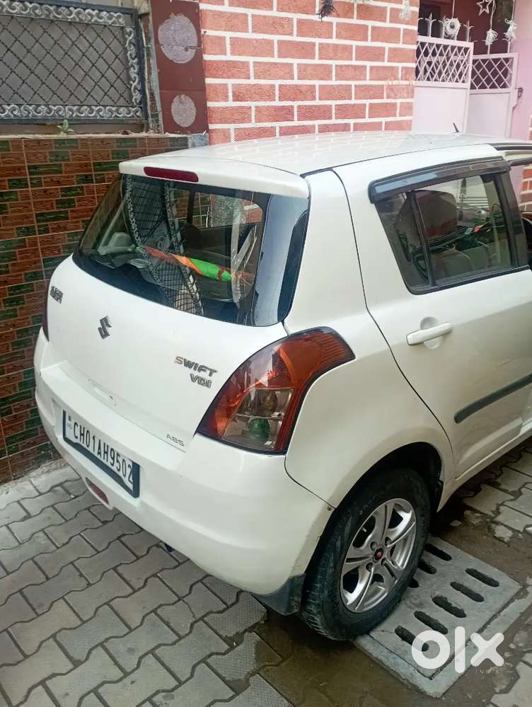 Maruti Suzuki Swift 2011 Car