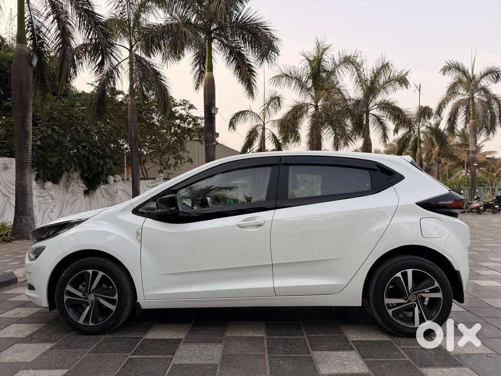 Tata Altroz Xz Icng, 2023, Petrol