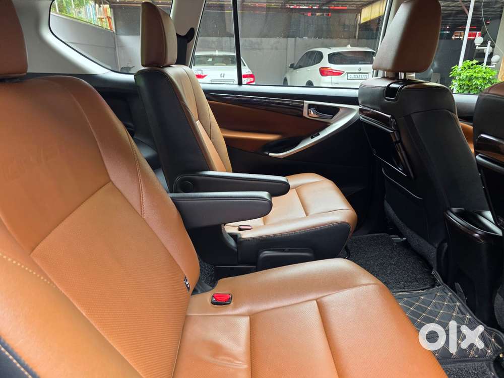 Toyota Innova Crysta [2020-ongoing] 2.4 Zx At 7 Str, 2021, Diesel
