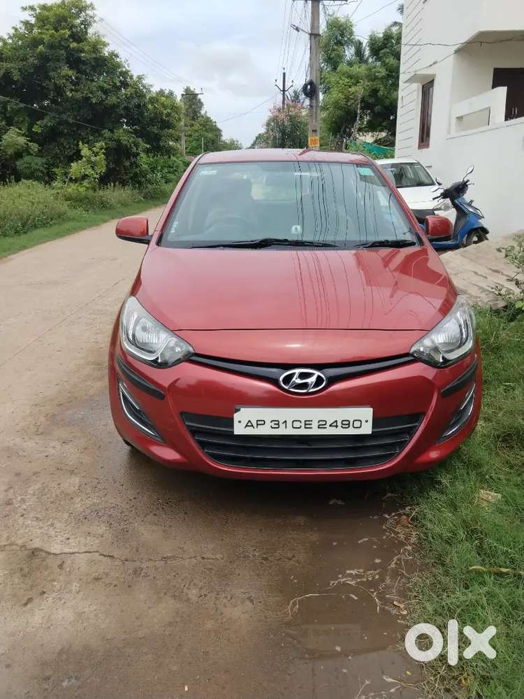 Hyundai Magna Manual 2013 Petrol