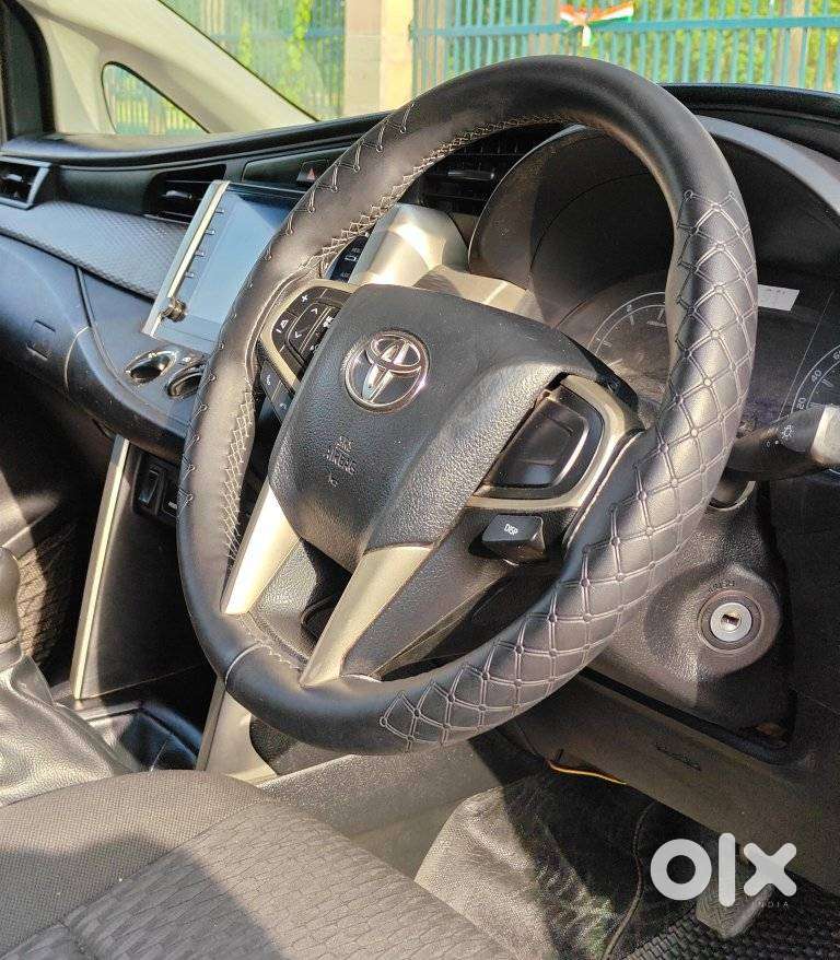 Toyota Innova Crysta 2.4 G Mt, 2022, Diesel