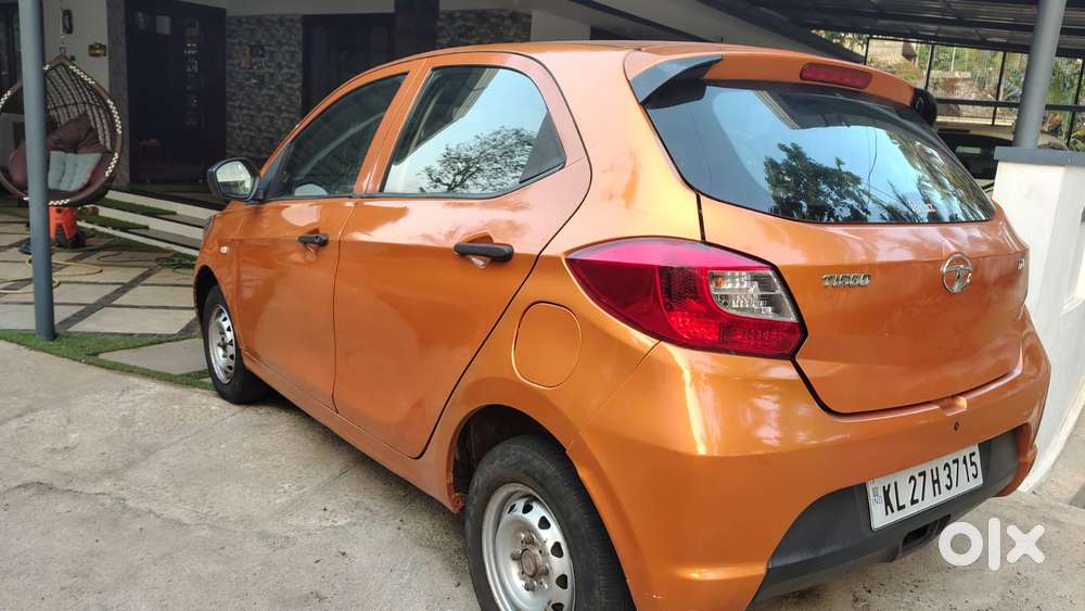 Tata Tiago, 2018, Petrol