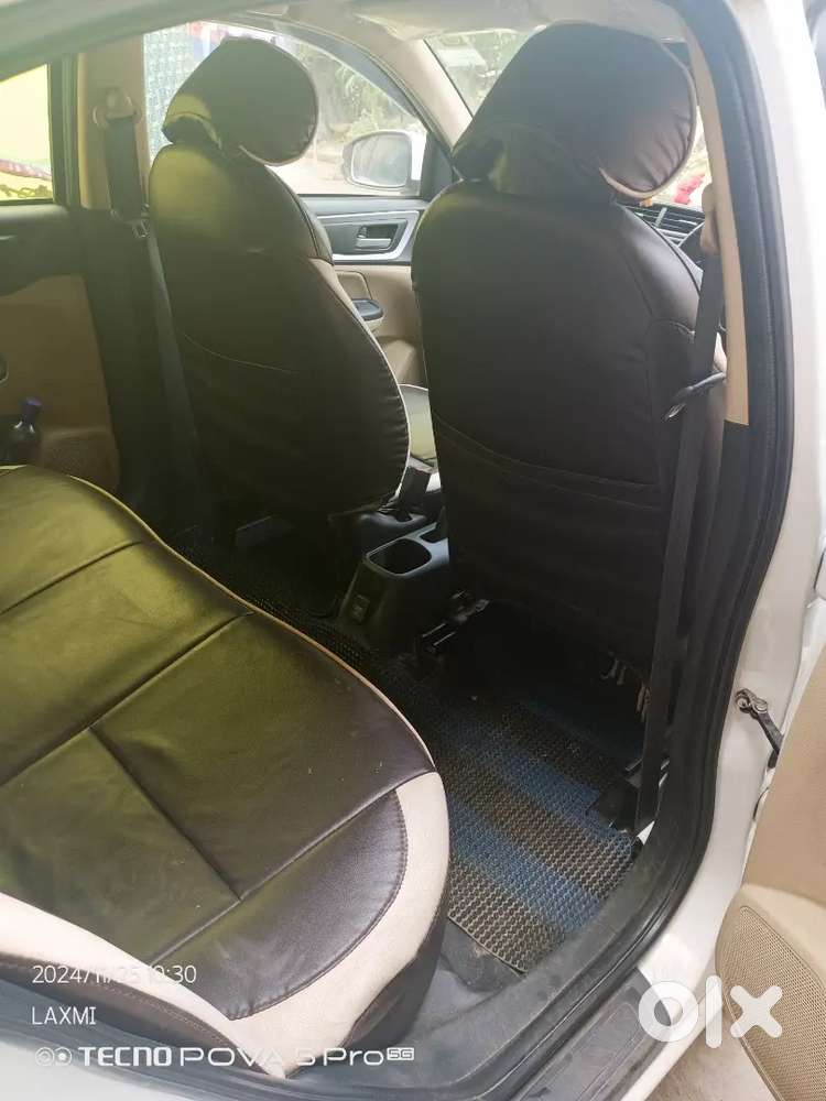 Very Good Condition And Front Two Tayer New