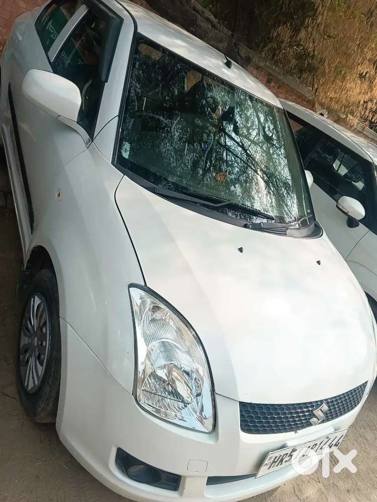 Urgent Sale Karni Hai Lene Wale Bno