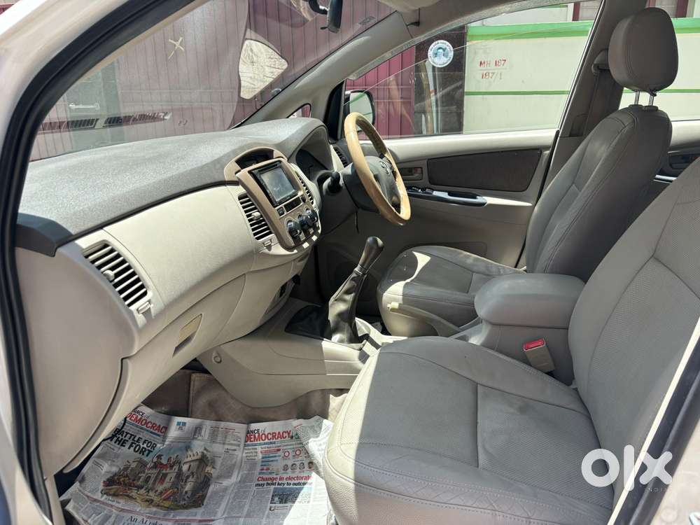 Toyota Innova 2.5 G (diesel) 7 Seater, 2012, Diesel