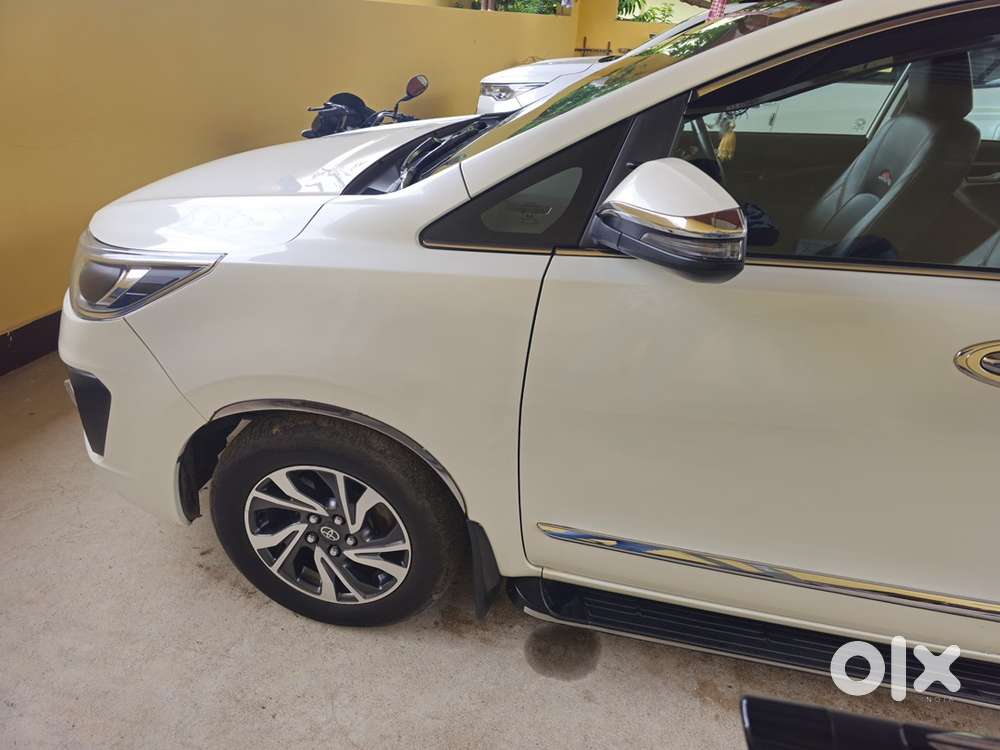 Toyota Innova Crysta 2022