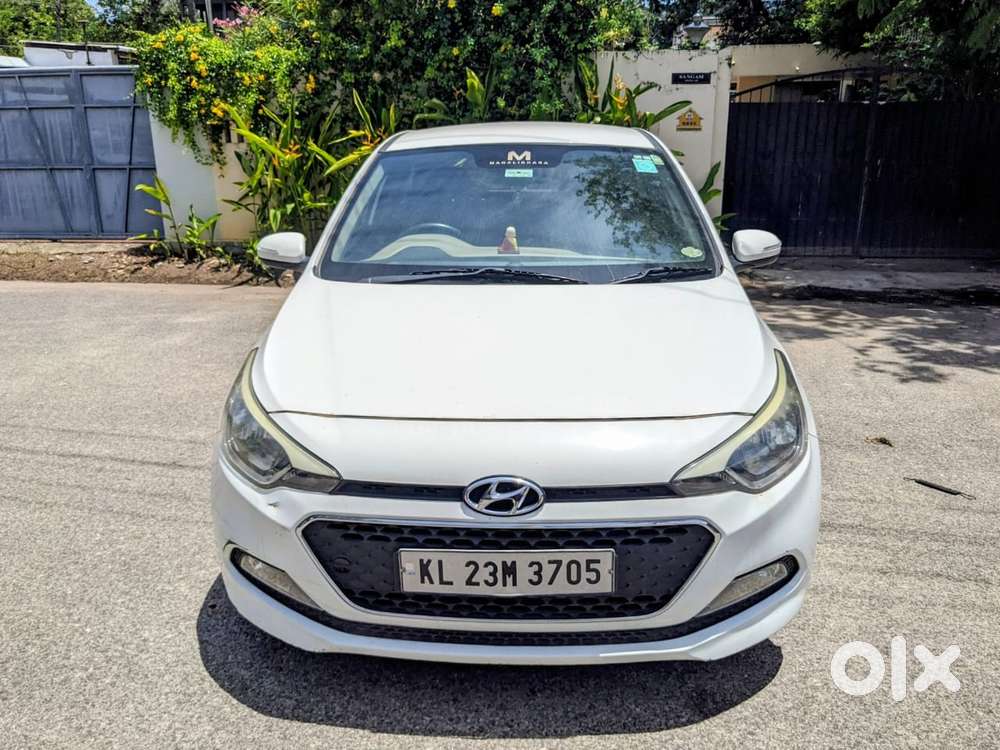 Hyundai Elite I20 Sportz (o) 1.2, 2016, Petrol