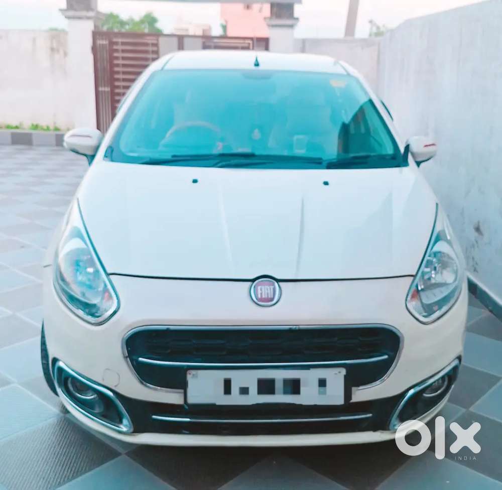 Fiat Punto 2015 Diesel 91205 Km Driven