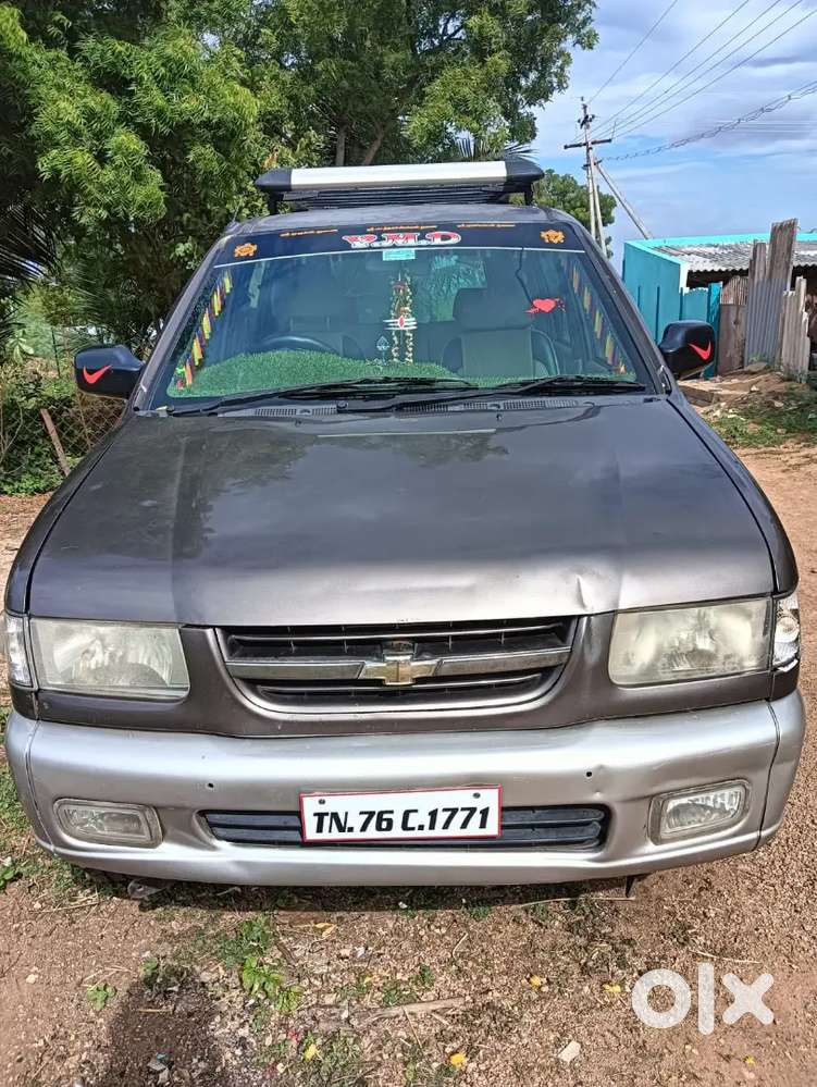 Tavera Car