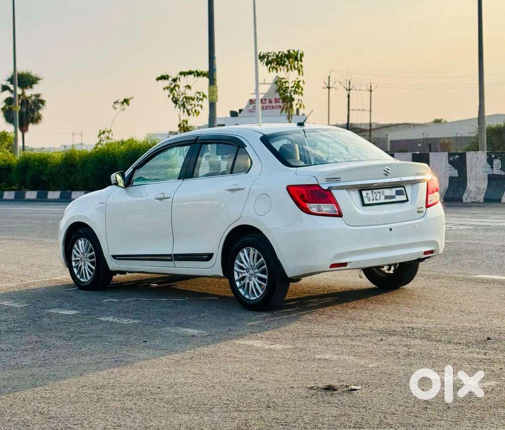 Maruti Suzuki Swift Dzire Zdi+ Amt, 2017, Diesel