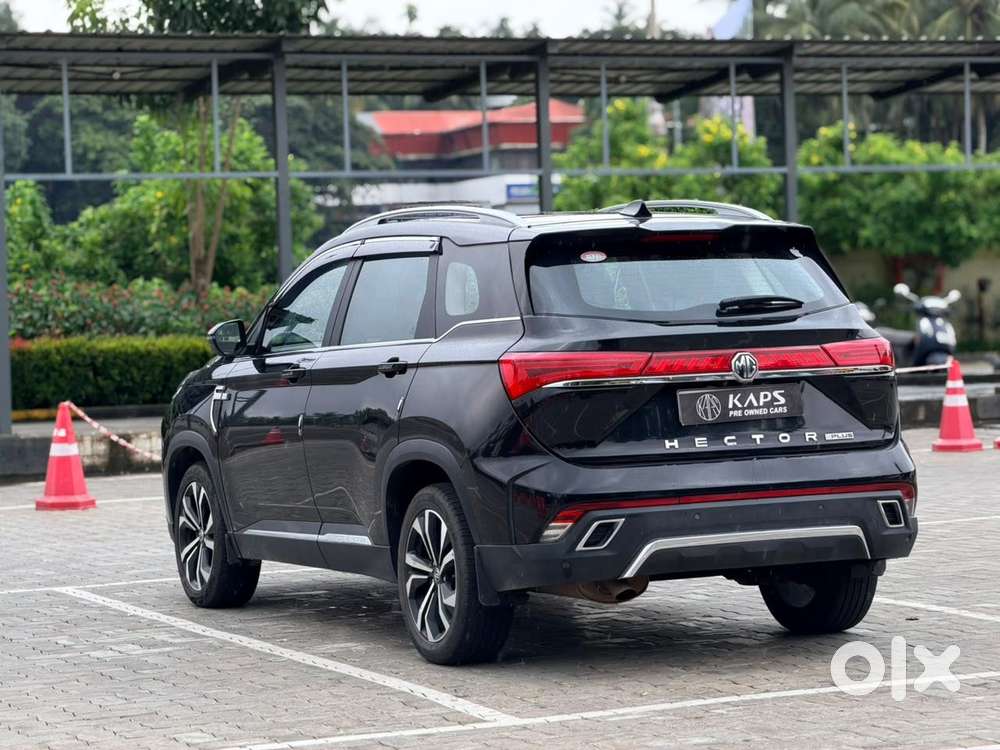 Mg Hector Plus Sharp Dct, 2023, Petrol