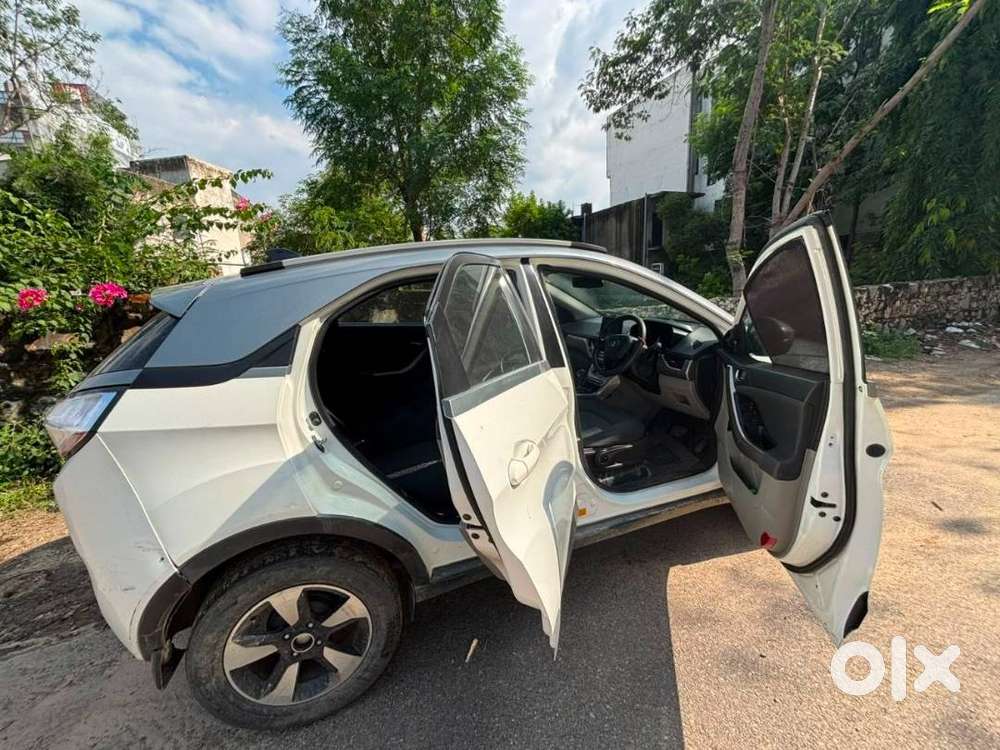 Tata Nexon Xza+ Amt 2019  Top Model  Petrol Auto  Jaipur