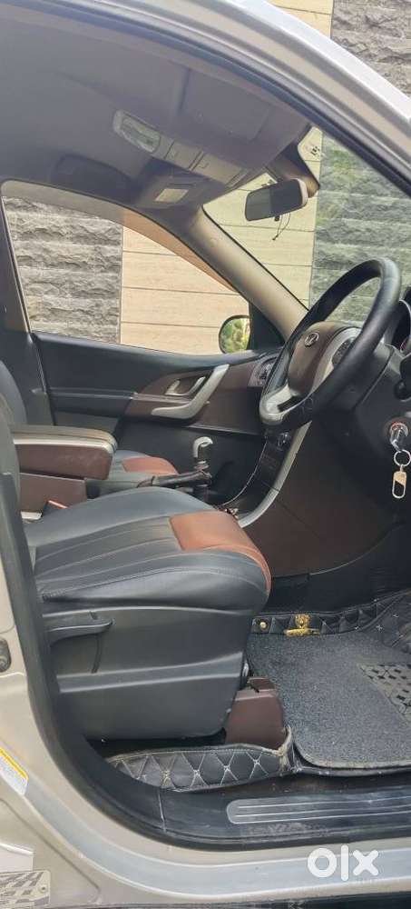 Mahindra Xuv500 W6 2wd, 2015, Diesel