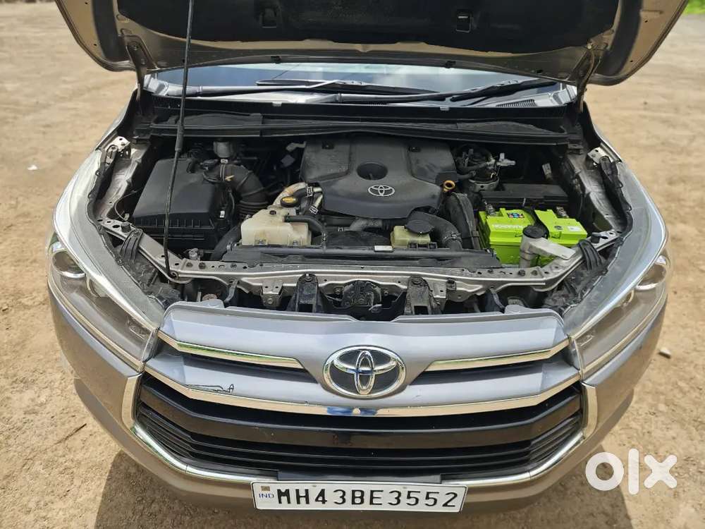 Toyota Innova Crysta 2.4 2016