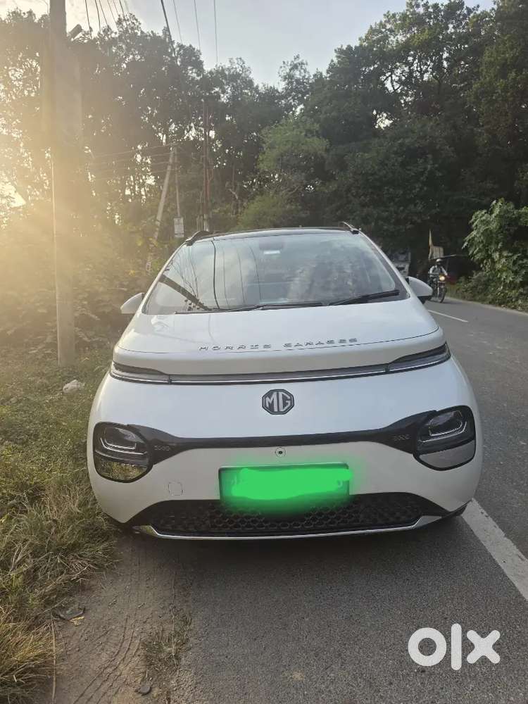 Mg Windsor Ev Essence 2025 Automatic