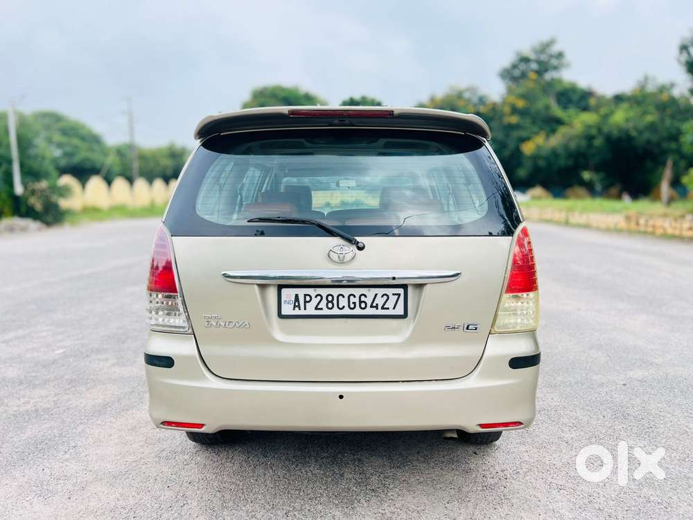Toyota Innova 2.5 Gx 8 Str Bs-iii, 2011, Diesel