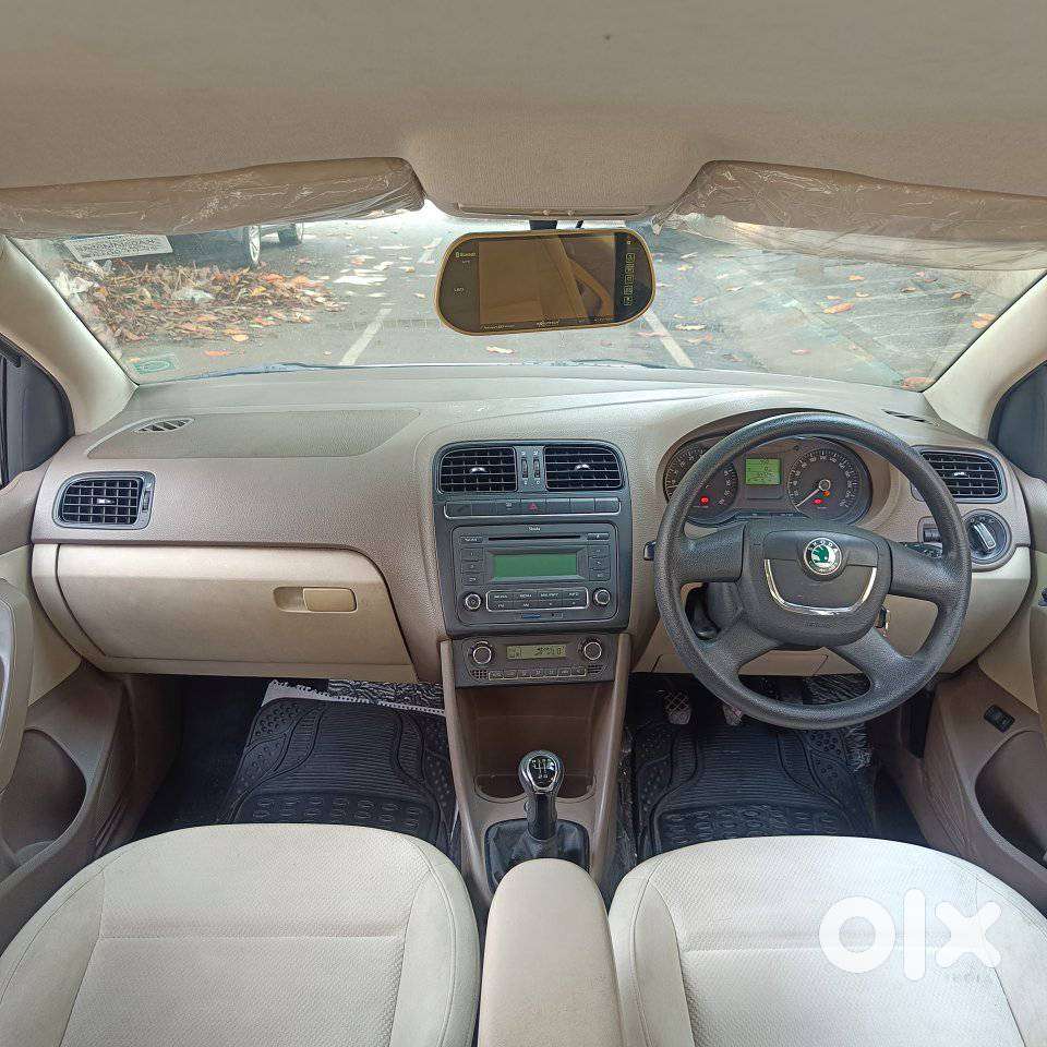 Skoda Rapid 1.6 Mpi Elegance, 2013, Diesel