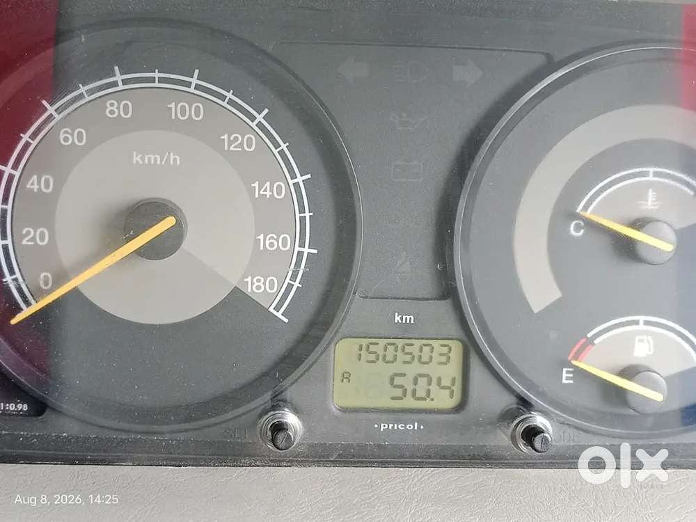7 Seater Tata Sumo Grande