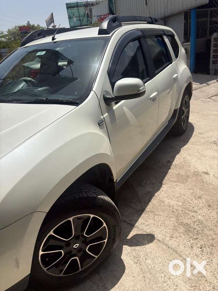 Renault Duster 2019 Diesel 100500 Km Driven