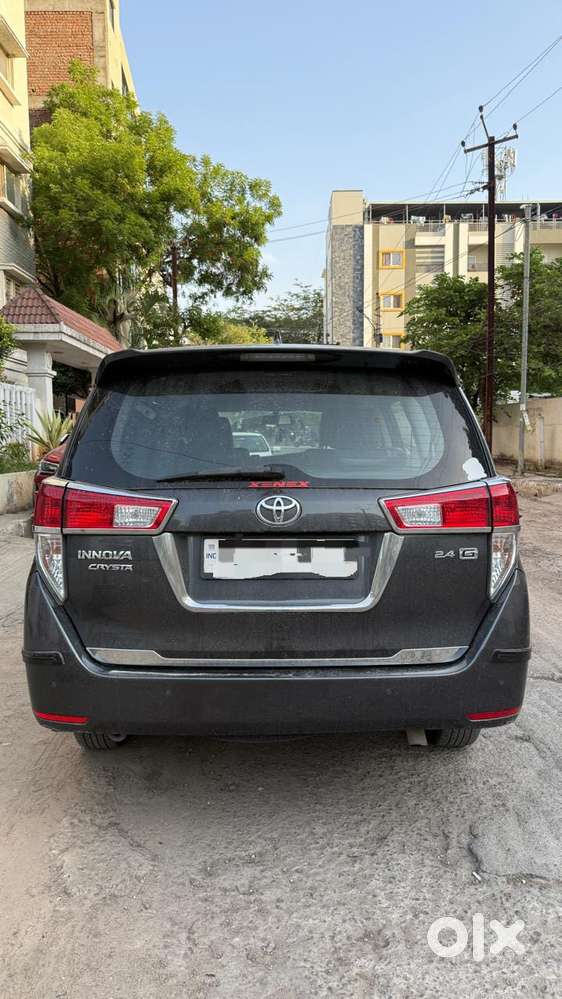 Toyota Innova Crysta 2.4 G Mt 7 Str, 2019, Diesel