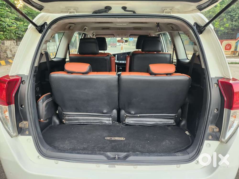 Toyota Innova Crysta 2.4 G Mt 7 Str, 2020, Diesel