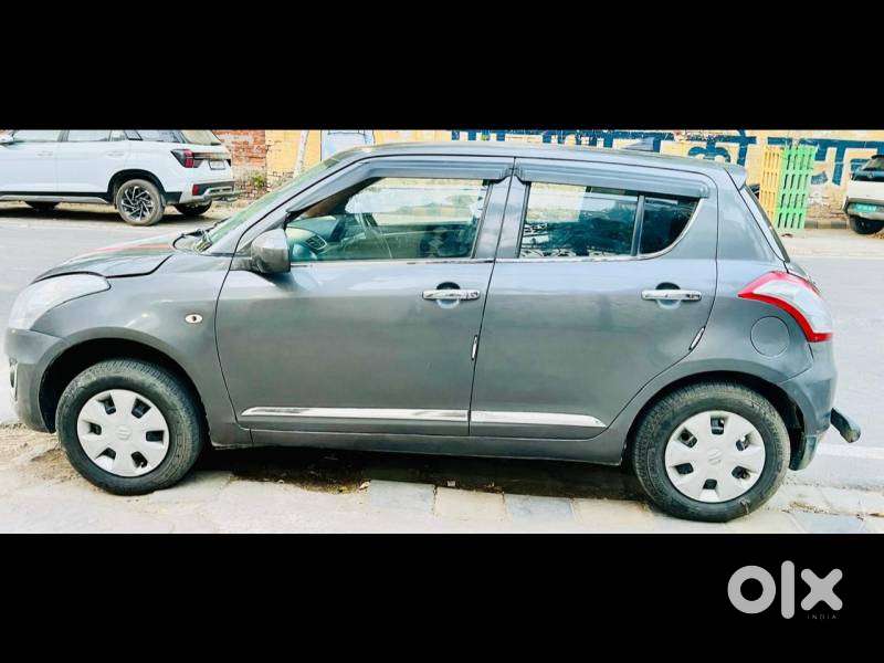 Maruti Suzuki Swift Lxi Optional-o, 2015, Petrol
