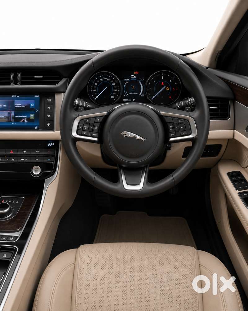 Jaguar Xf 2.0 Prestige  Diesel  Rossello Red  Only 4100kms Done.